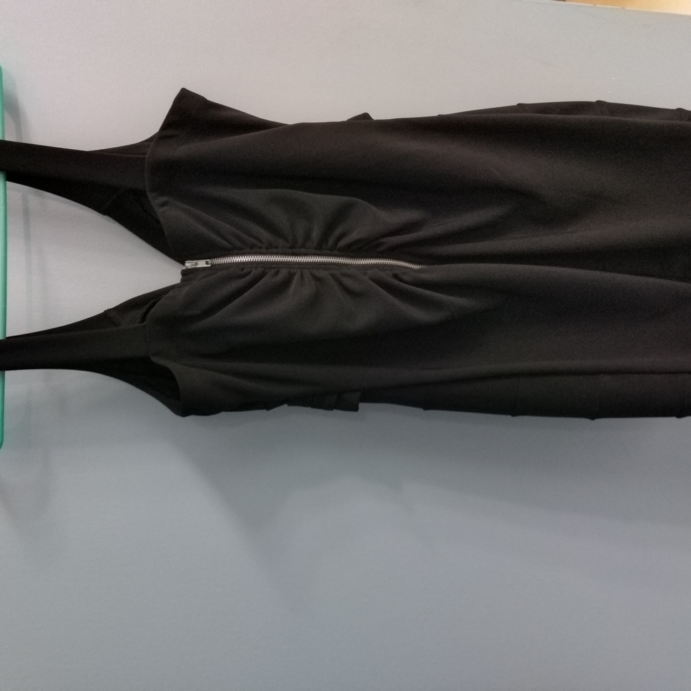 Emerald Sundae Elegant Black Dress - Picture 4 of 4